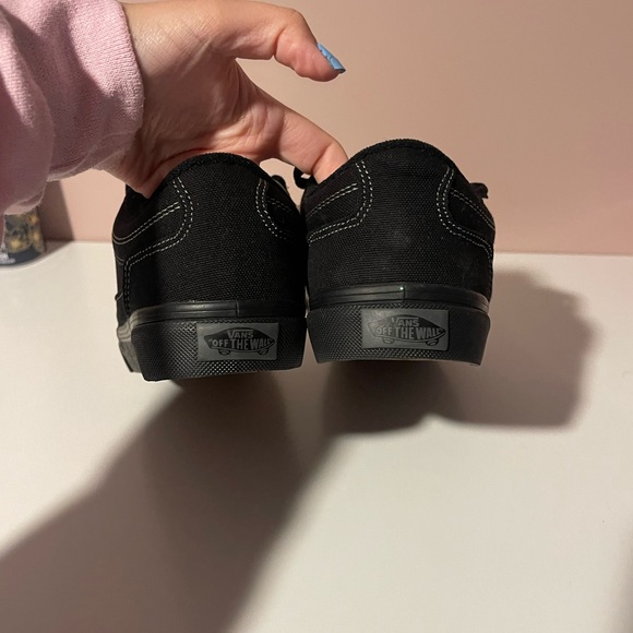 Vans brand new for sale - Picture 3 of 4